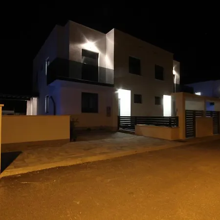 Villa Essenza - Luksuzne Kuce Za Odmor Vodice Exterior photo