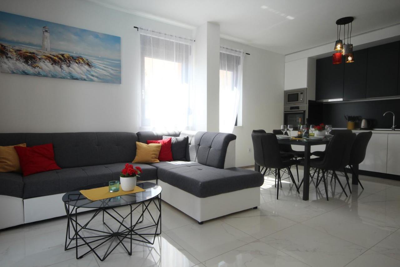 Villa Essenza - Luksuzne Kuce Za Odmor Vodice